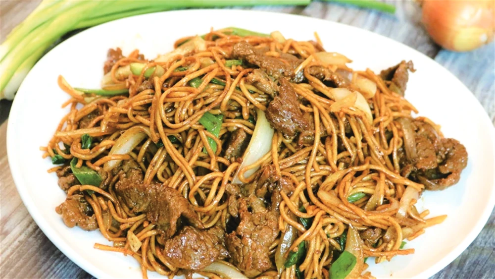 Beef Lo Mein